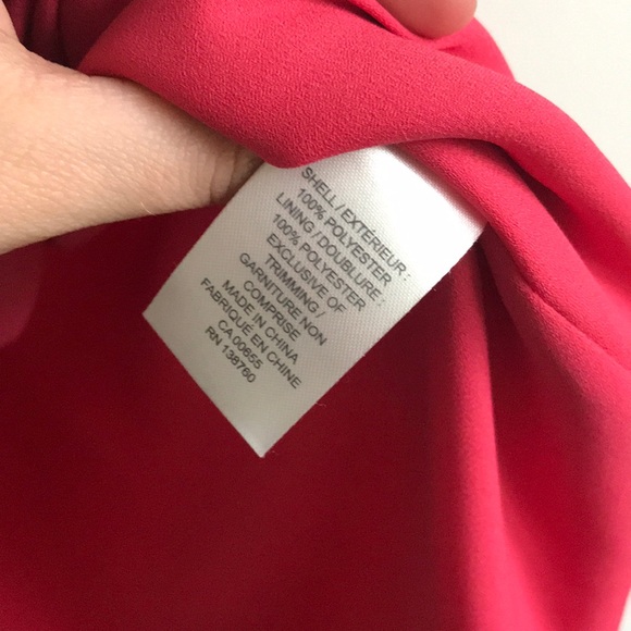 RW & Co. V-Neck Tank - Pink Small - Picture 4 of 4